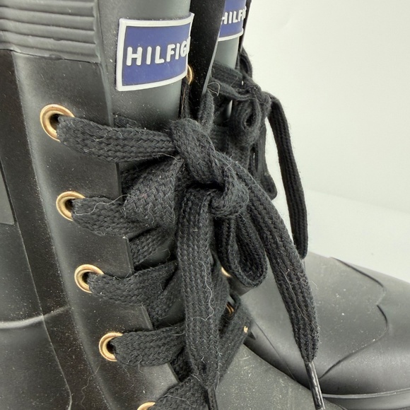 Tommy Hilfger Women's Rain Boots Black Buckle Tie Gold 9M Waterproof Short - Picture 4 of 14
